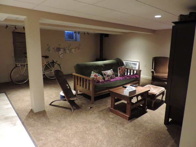 De basement, hier is de TV (nog niet aangehad)