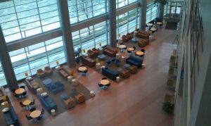 Het atrium, nu nog uitgestorven