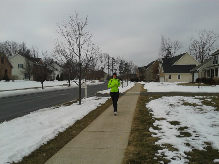 Ik ben aan het joggen... door de Teaberry Ridge wijk