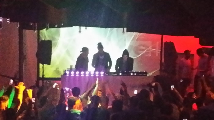 Afterparty bij Levels (die rechter is DJ Hardwell)