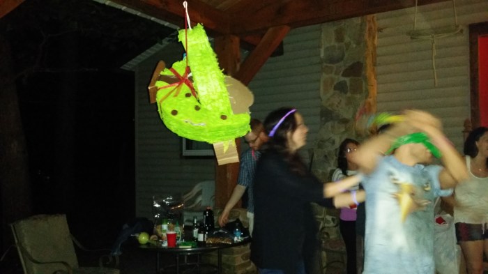 Pinata aan barrels gemept