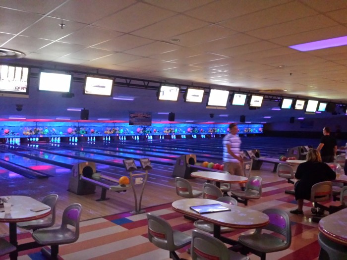 Bowling tijdens de family friendly bar tour!