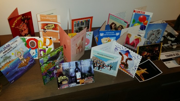 Verjaardags-, trouwdag- en verhuiskaarten. Allemaal bedankt!! 