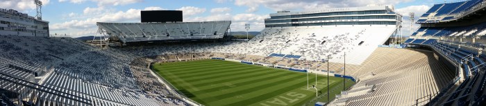Beaver Stadium. Leeg.. en indrukwekkend!