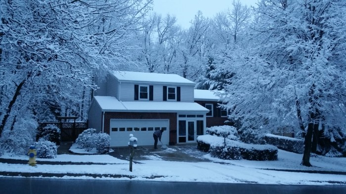 Ons huis in de sneeuw