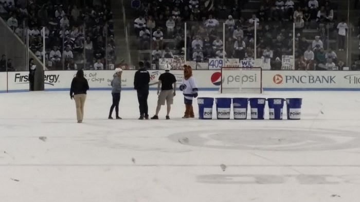 Tonnen stapelen op het ijs