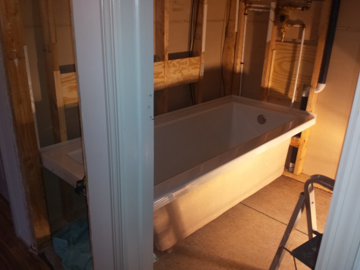 Het bad staat op z'n plek!