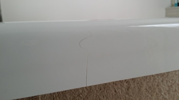 De scheur in ons net geleverde bad