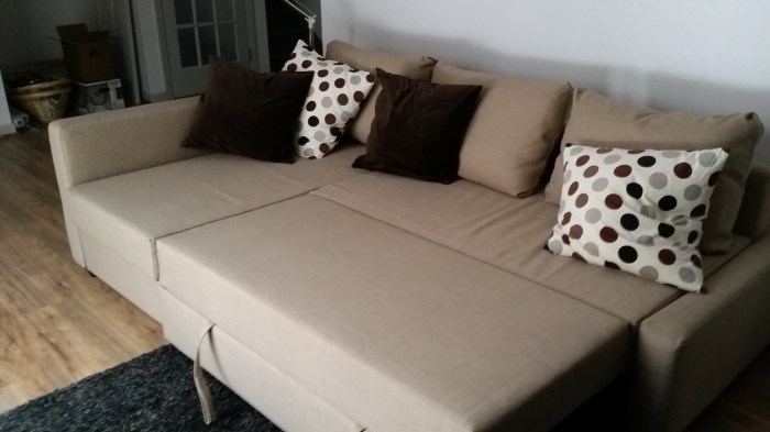 De loungebank doet ook dienst als slaapbank