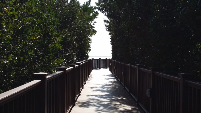 De 'nature trail' vanuit het hotel richting de baai