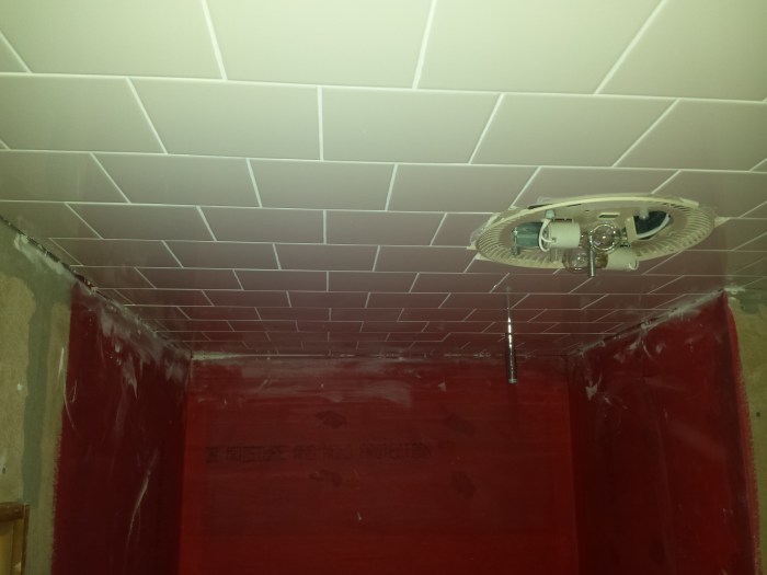 Gevoegd plafond. Netjes!