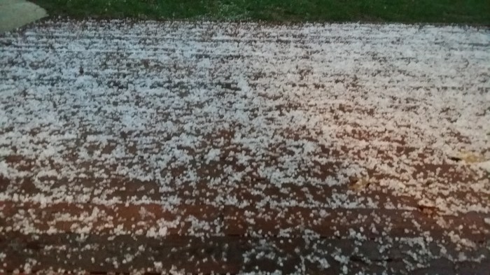 Hagels. Soms zo groot als een stuiver...