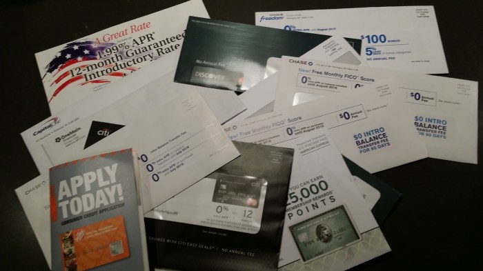 De oogst van drie weken credit card aanbiedingen verzamelen