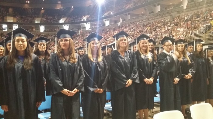 Hier zitten een aantal van mijn studenten tussen. Op de eerste rij natuurlijk!