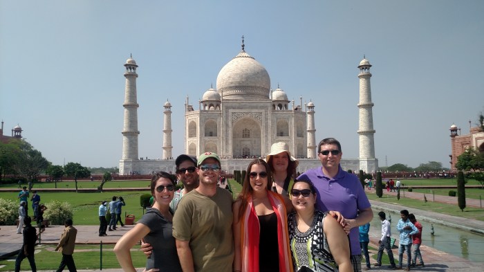 En de groepsfoto voor de Taj Mahal