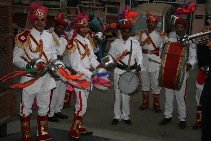 De band - wel 50 man groot!