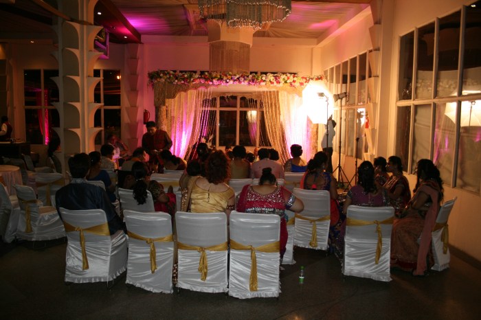 En zo eindigde de ceremonie diep in de nacht