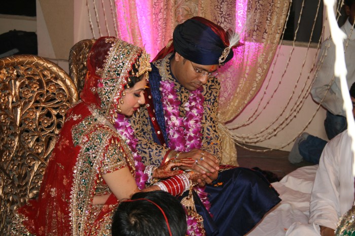 Handen bij elkaar... traditie