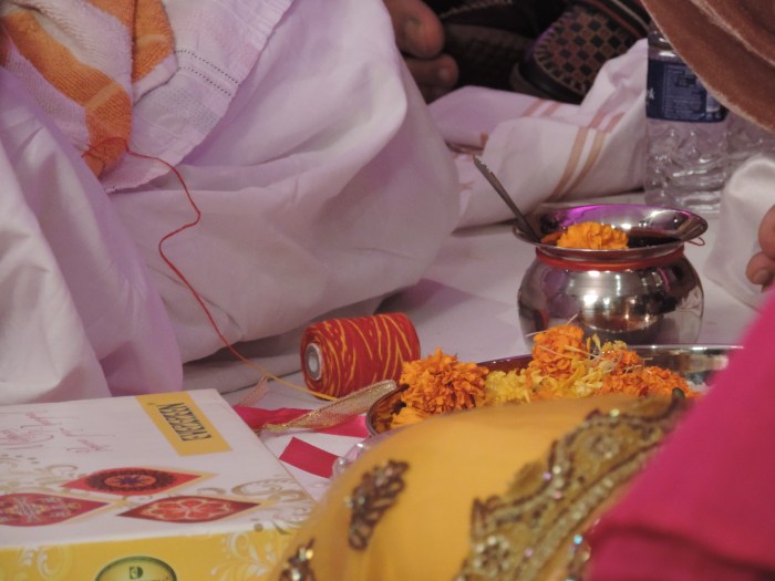 Voor de Tilak ceremonie