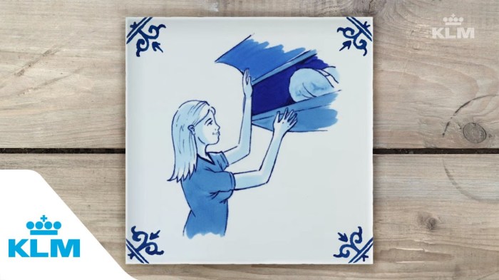 Een tegeltje uit de KLM veiligheidsvideo