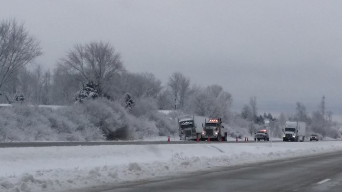 Vrachtwagen in de sneeuw...