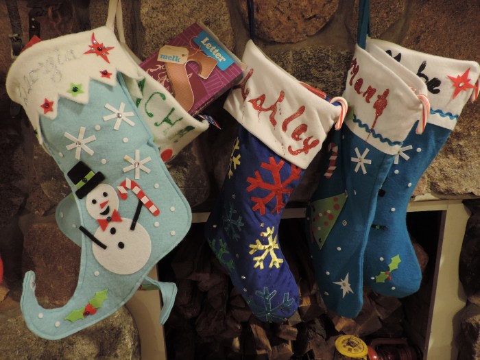 Stockings aan de schoorsteenmantel