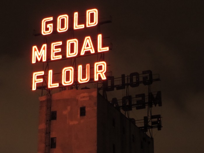Detail van de meelfabriek - Gold Medal Flour