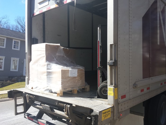 Twee pallets voor Present Bath! 