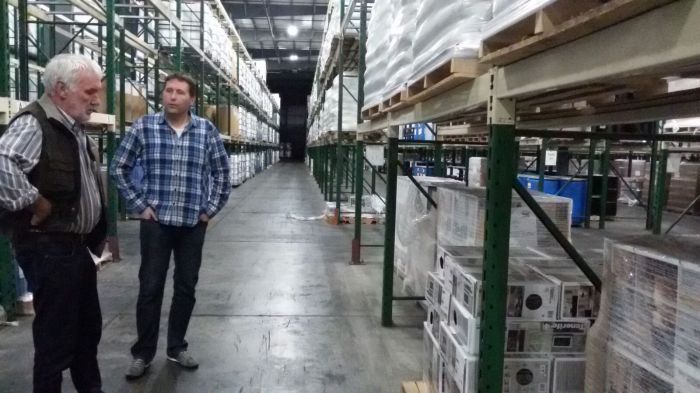 Bij het warehouse en distributiecentrum waar Michiels voorraad ligt
